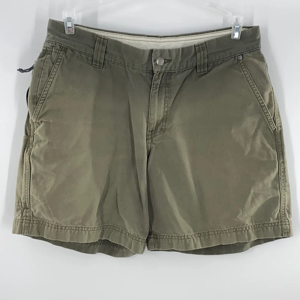 LOVE OF 3 PAIRS COLUMBIA SPORTSWEAR ARMY GREEN NAVY $ TAN SHORTS SIZE 32”